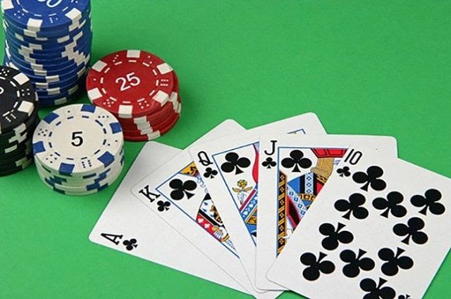 Hướng dẫn chơi poker cơ bản sẽ giúp bạn chiến thắng dễ dàng