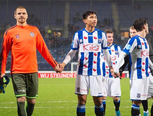 Câu lạc bộ bóng đá Hà Nội sẵn sàng hỗ trợ tiền lương cho Fan Hou ở Heerenveen