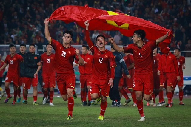 Vô địch AFF Cup là bước ngoặt mới của bóng đá Việt Nam