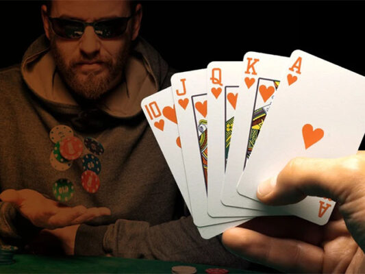 Bluffing là một trong những thủ thuật poker mà mọi người nên biết